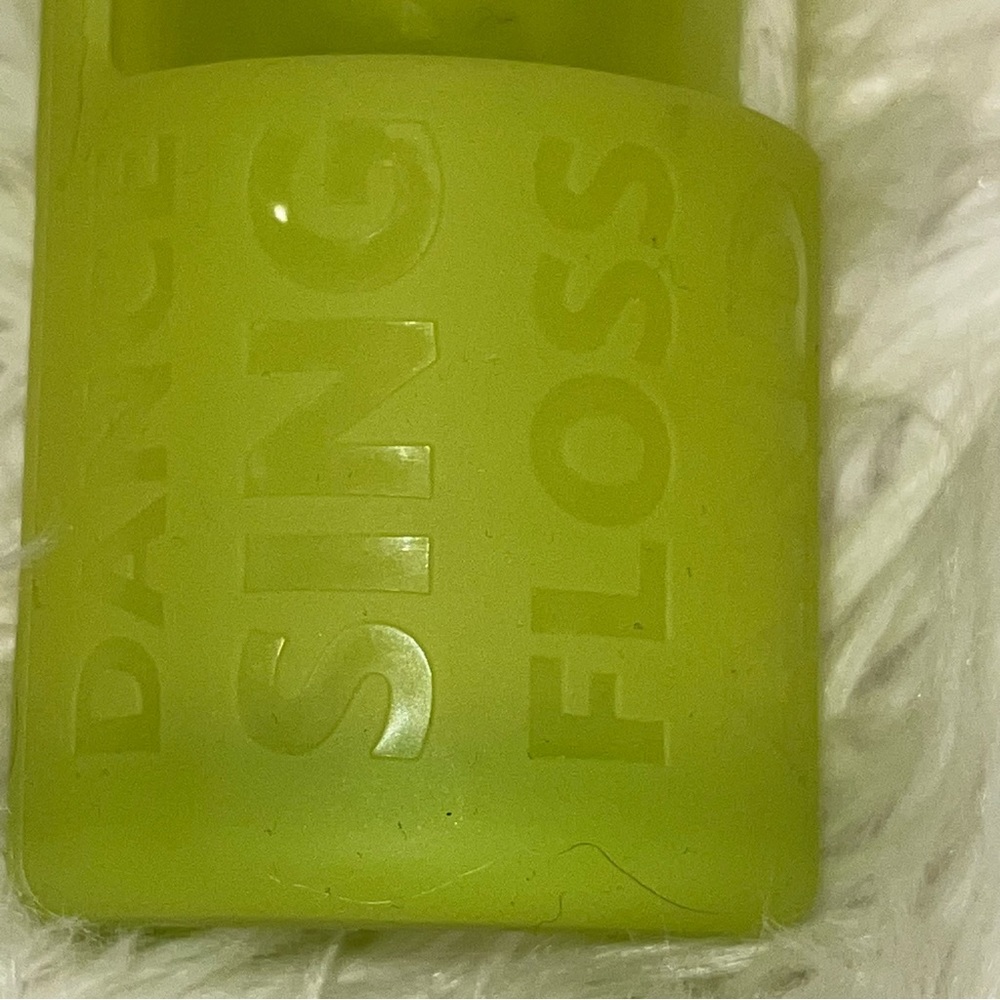 lululemon Pure Focus Glass Water Bottle - Picture 5 of 11